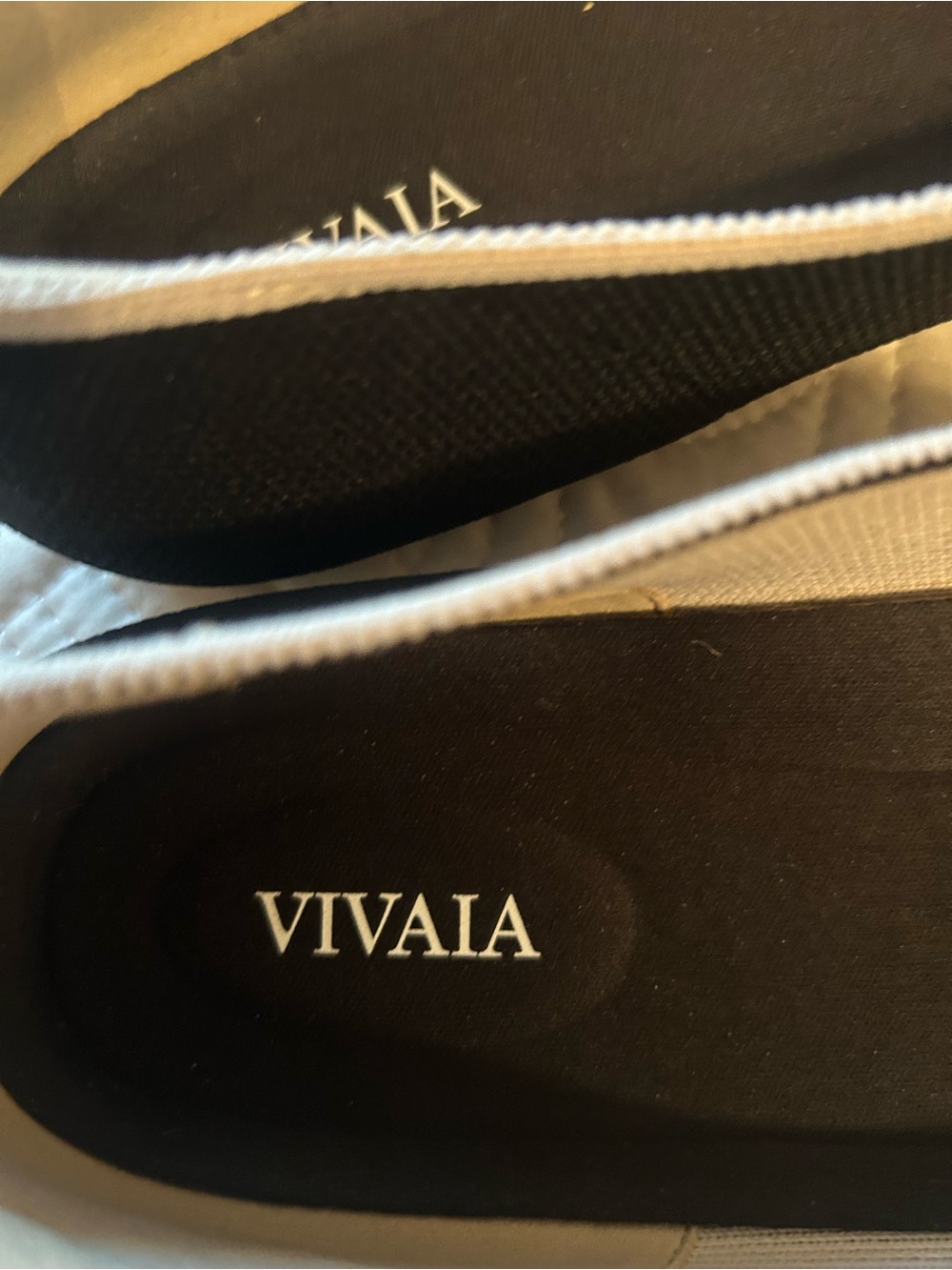 VIVAIA Black & White Pointed Bow Knit Loafers - Picture 4 of 6